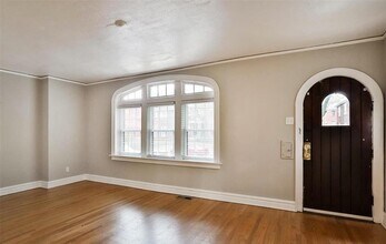 7125 Dartmouth Ave in University City, MO - Building Photo - Building Photo