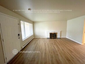 13712 SE 170th St in Renton, WA - Foto de edificio - Building Photo