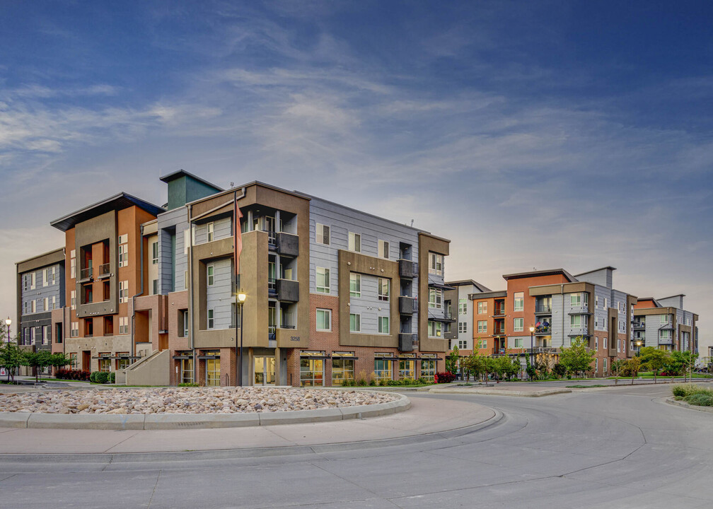 Novi at Jordan Valley Station Apartments in West Jordan, UT - Building Photo