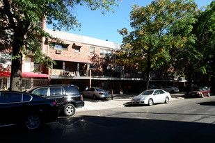 13217-13229 Sanford Ave Apartments