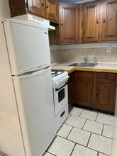 95 Colin St, Unit 1st Floor in Yonkers, NY - Foto de edificio - Building Photo