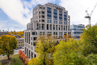 One Forest Hill in Toronto, ON - Building Photo - Building Photo