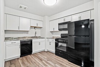 Willow Trail in Menomonee Falls, WI - Building Photo - Interior Photo