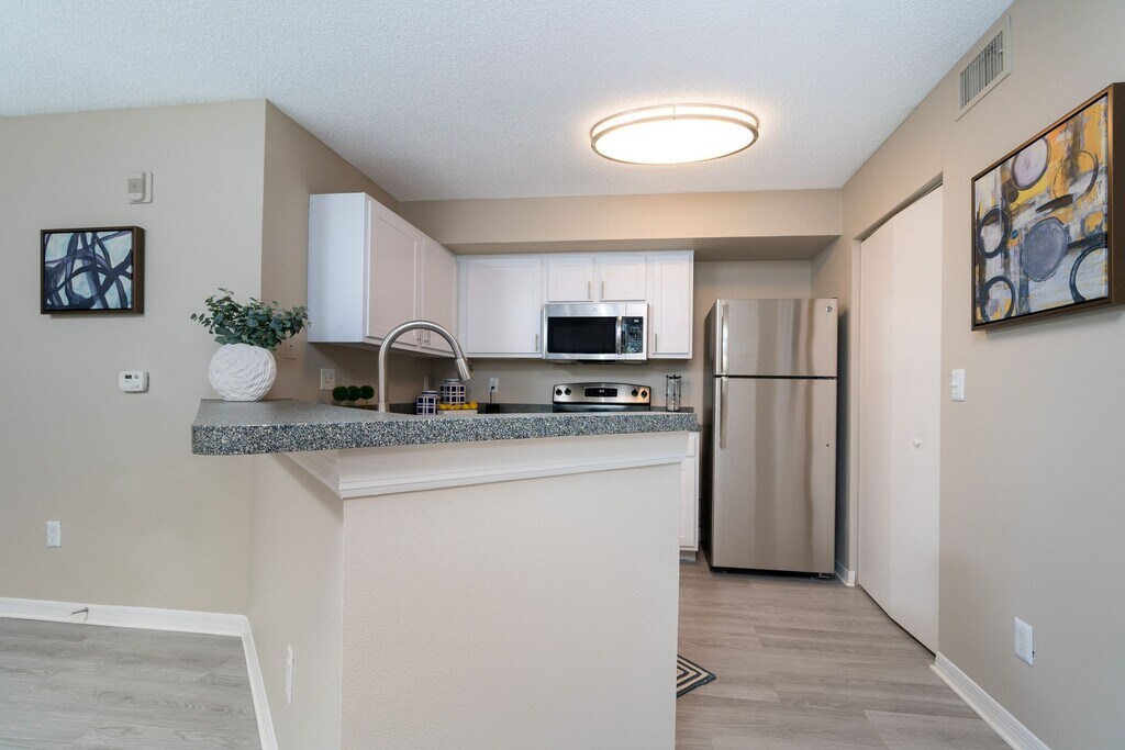 Lakes at North Port Apartments in North Port, FL