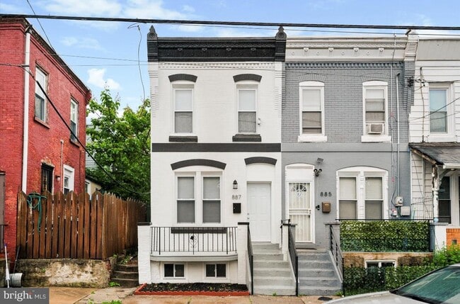 property at 887 N 46th St