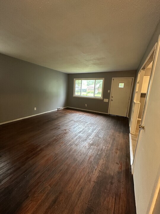 4002 E 150th St in Cleveland, OH - Building Photo