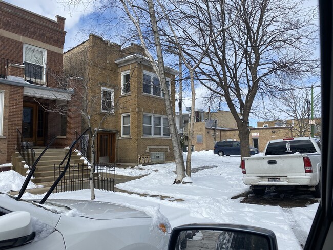 4744 N Keeler Ave, Unit Apt 2 in Chicago, IL - Building Photo - Building Photo