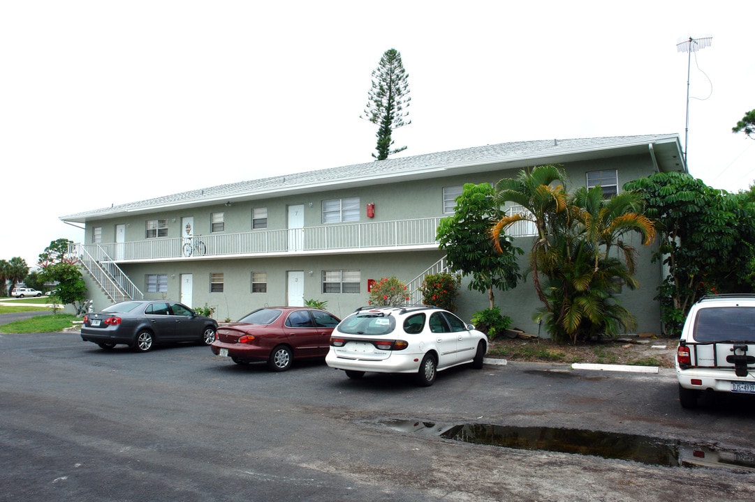 Tara in Stuart, FL - Building Photo