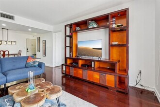 5570 NW 44th St in Lauderhill, FL - Building Photo - Building Photo