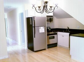 1706 Commonwealth Ave, Unit 3 in Boston, MA - Building Photo
