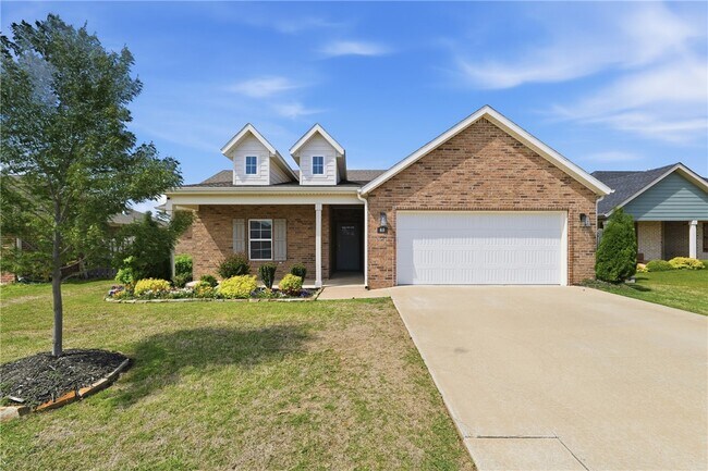 property at 40 E Loveland Loop