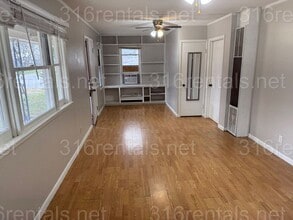 303 N Emporia St in El Dorado, KS - Building Photo - Building Photo