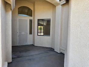 8628 Esselmont Dr E in Tucson, AZ - Building Photo - Building Photo