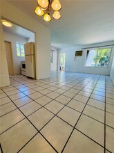 1747 NE 169th St in North Miami Beach, FL - Building Photo - Building Photo