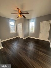 1300 N Kenwood Ave in Baltimore, MD - Foto de edificio - Building Photo