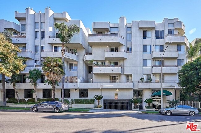 property at 500 S Berendo St