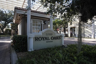 Royal Oaks (PG Capital) -NEW in Hollywood, FL - Building Photo - Building Photo