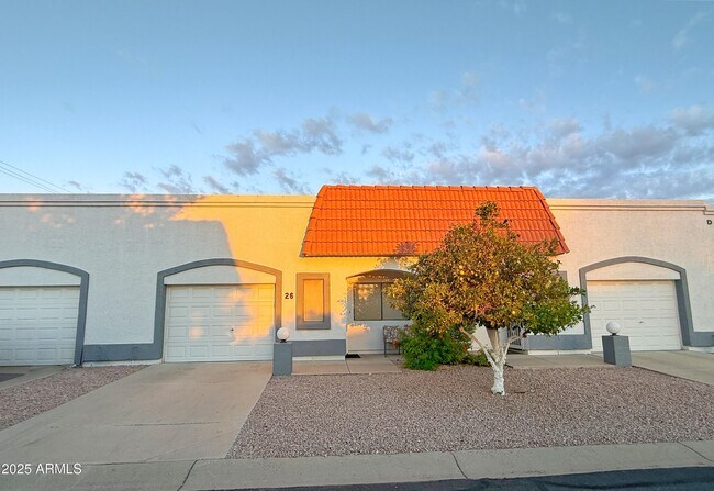 1951 N 64th St in Mesa, AZ - Building Photo - Building Photo