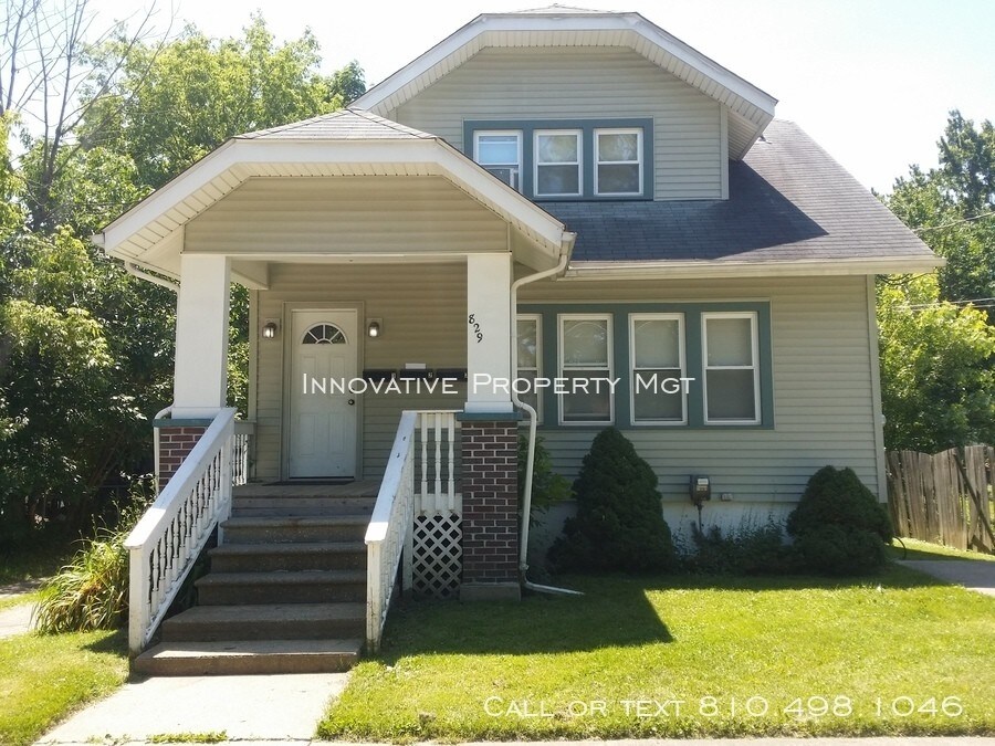 829 Clinton St-Unit -#3 in Flint, MI - Building Photo