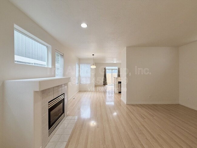 5817 NW 174th Ave in Portland, OR - Building Photo - Building Photo