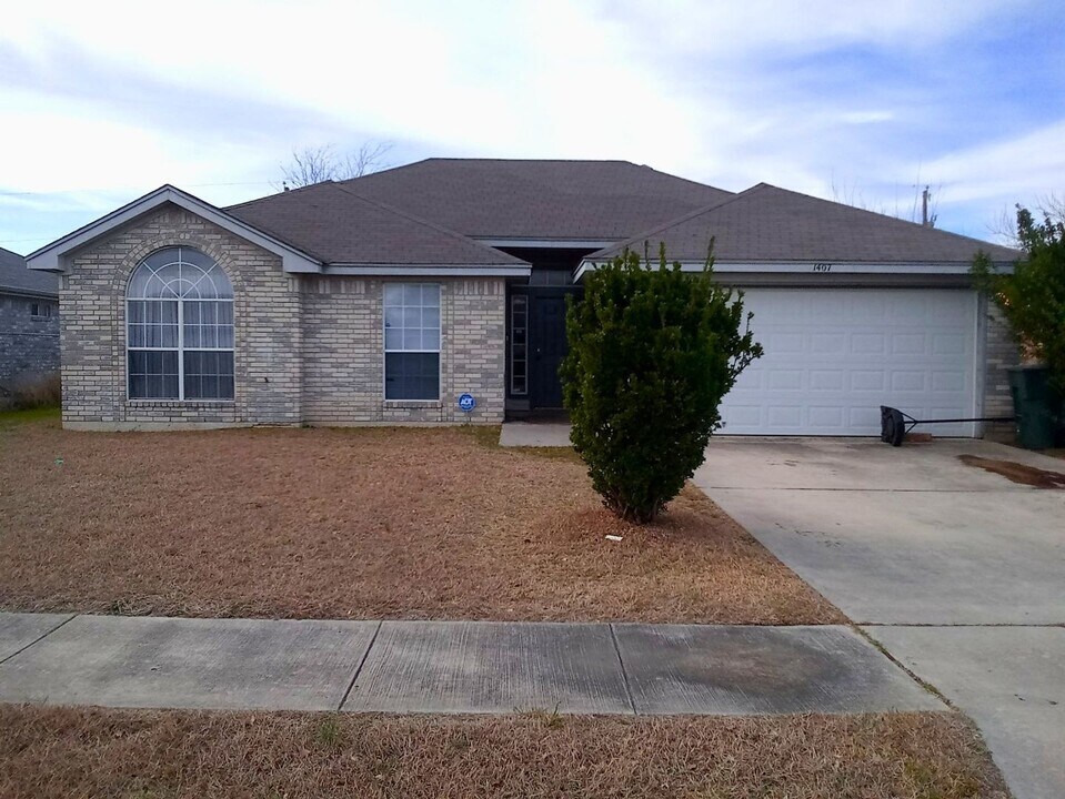 1407 Windsor Cir in Killeen, TX - Building Photo