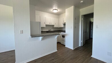 1324 N Wentz St in Guthrie, OK - Building Photo - Building Photo