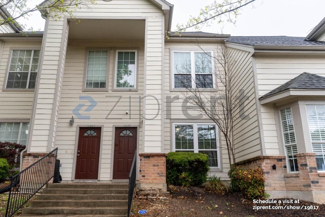 12245 Abbey Glen Ln in Austin, TX - Building Photo