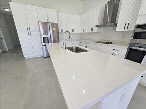 19534 SW 324th St in Homestead, FL - Building Photo - Building Photo