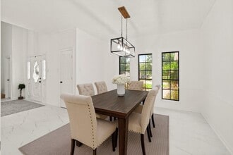 1714 Plantation Dr, Unit 202 in Richmond, TX - Building Photo - Building Photo