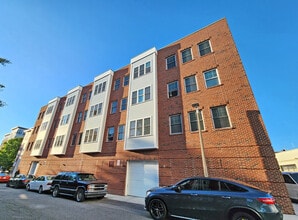 81-85 Amory St in Boston, MA - Foto de edificio - Building Photo