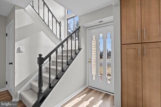 562 Atwood Ct in Newtown, PA - Building Photo - Building Photo