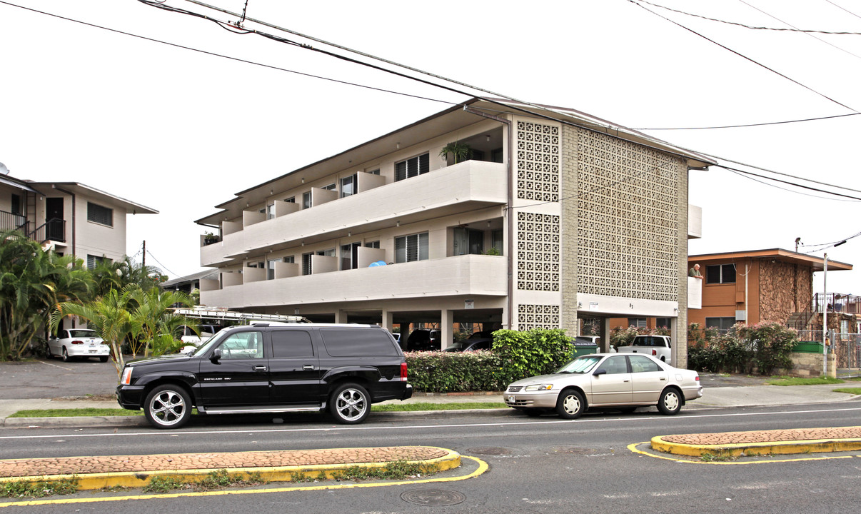 82 Kihapai St in Kailua, HI - Building Photo