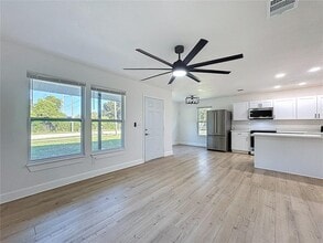360 Mission Rd in Oviedo, FL - Building Photo - Building Photo