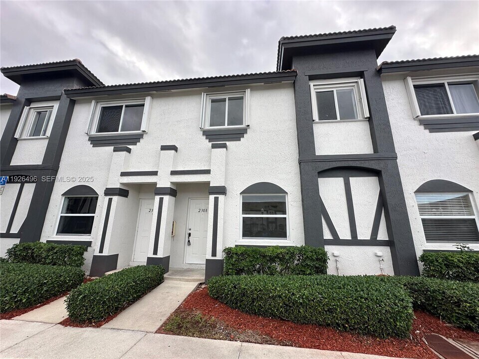 2308 SE 23rd Terrace in Homestead, FL - Building Photo