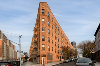 490 Southern Blvd in Bronx, NY - Foto de edificio - Building Photo