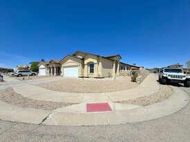 14215 Bluesky Point Ct in El Paso, TX - Building Photo