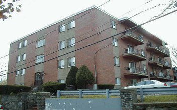 10 Rockwell St in Dorchester, MA - Building Photo - Building Photo