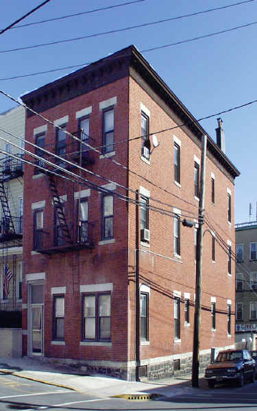 6800 Madison St in Guttenberg, NJ - Building Photo - Building Photo