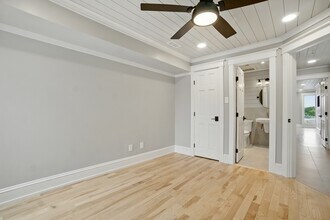 100 Pinewood Rd in Virginia Beach, VA - Building Photo - Building Photo