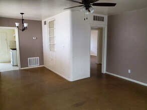 340 E Virginia Cir in Phoenix, AZ - Building Photo - Building Photo