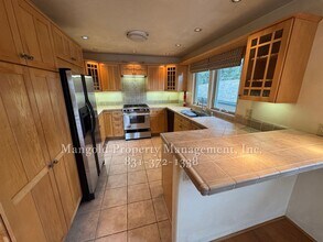 1307 Buena Vista Ave in Pacific Grove, CA - Building Photo - Building Photo