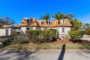 7100 Park St S in St. Petersburg, FL - Building Photo