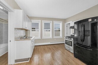 50 1/2 Common St in Lawrence, MA - Building Photo - Building Photo