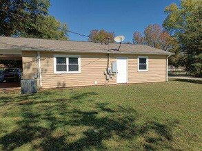 338 Ridgecrest Dr in King, NC - Building Photo - Building Photo