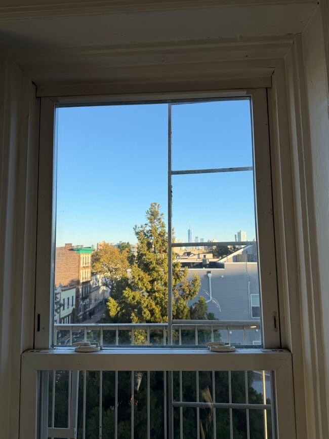 187 Hopkins Ave, Unit 7