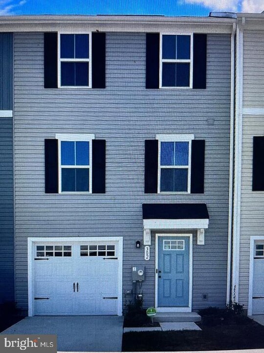 302 Red Bill Ln in Cambridge, MD - Building Photo