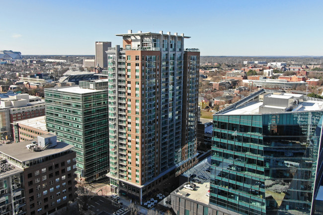 Square On 5th - Student Housing