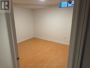 185 Campbell Ave in Vaughan, ON - Building Photo - Building Photo
