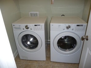 407 E Hull St in Savannah, GA - Building Photo - Building Photo