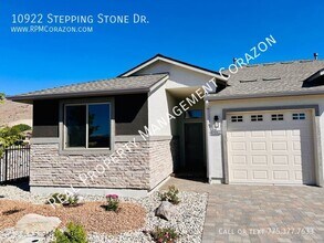 10922 Stepping Stone Dr in Reno, NV - Building Photo - Building Photo